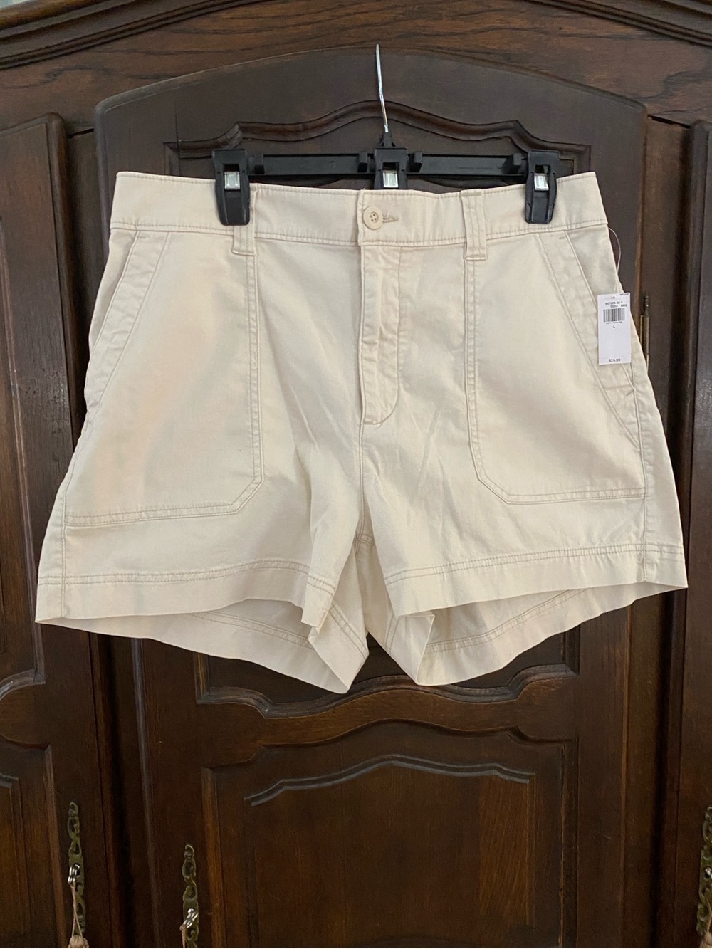 Old Navy OG chino shorts NWT L stone color